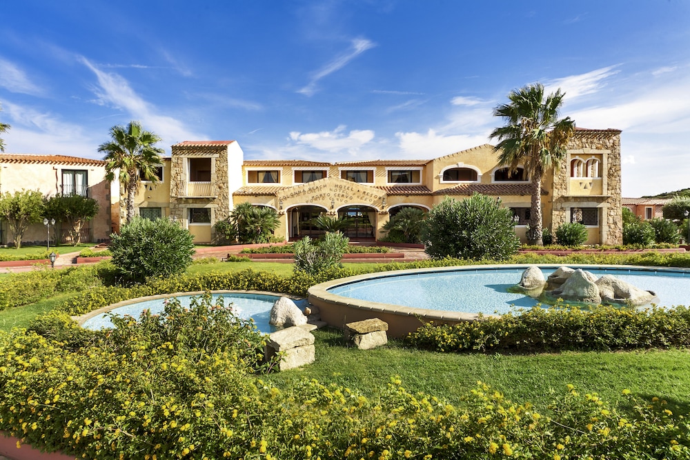 colonna resort a colonna luxury beach hotel porto cervo