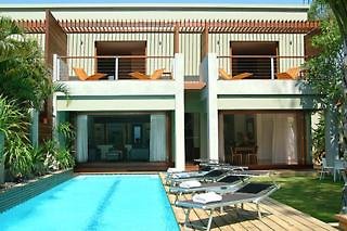 sukajadi hotel and gallery