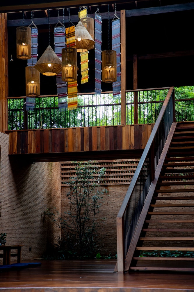 athita the hidden court chiang saen