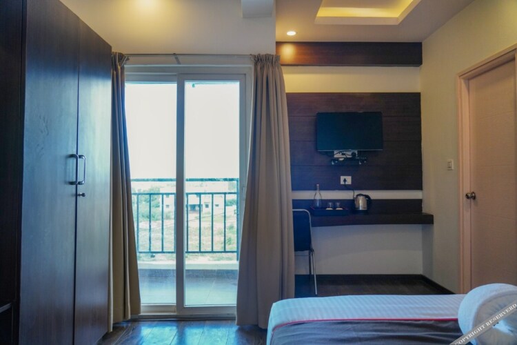 suraksha stay itpl hotel