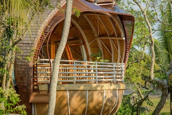 ulaman eco luxury resort