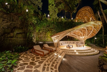 ulaman eco luxury resort