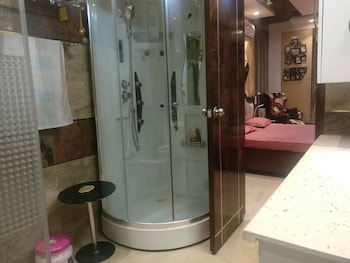 mount view double bed by aparna bienvenue