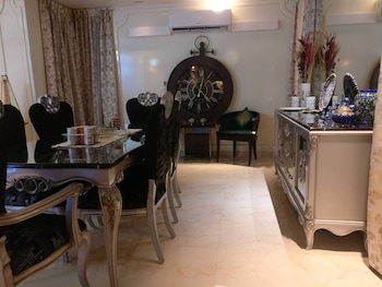 mount view double bed by aparna bienvenue