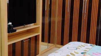 mount view double bed by aparna bienvenue