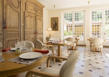 La Bastide En Gascogne,Barbotan-Les-Thermes>>Auch,5 star