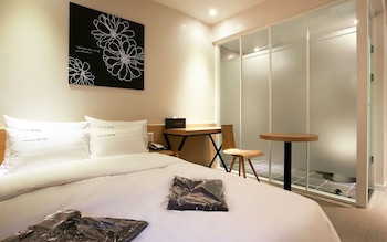 icheon boutique xym