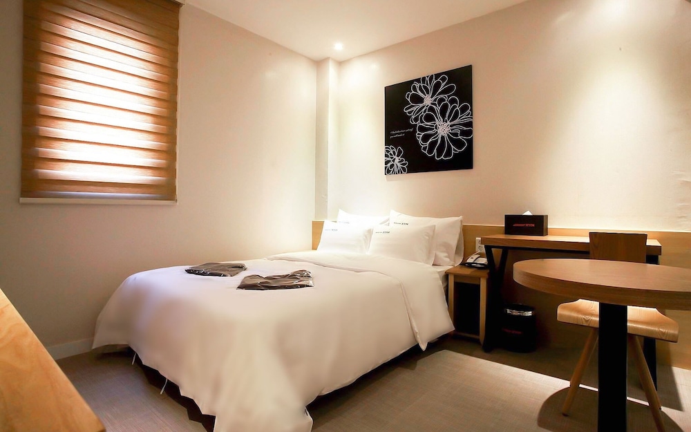 icheon boutique xym