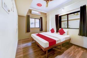 flagship hotel sai residenci