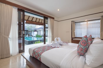 villa litera seminyak