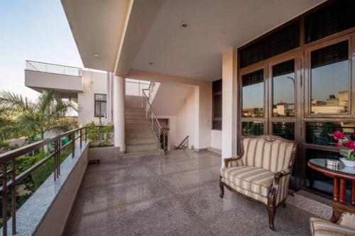 hotel the omaira