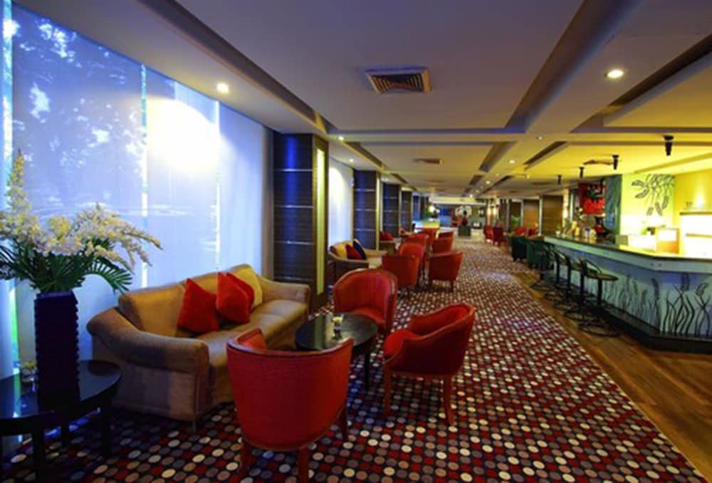 hotel pangeran beach