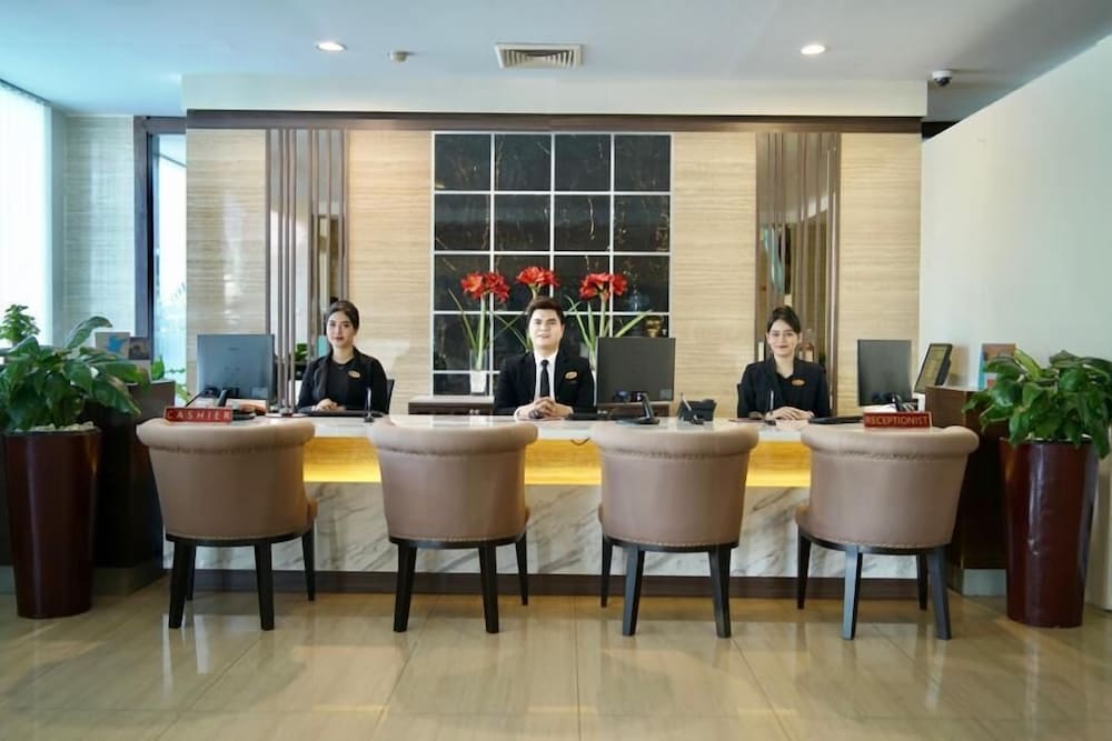 hotel pangeran beach