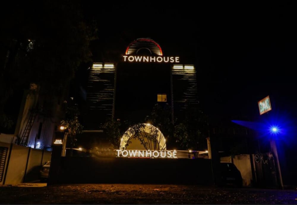 hotel satya townhouse