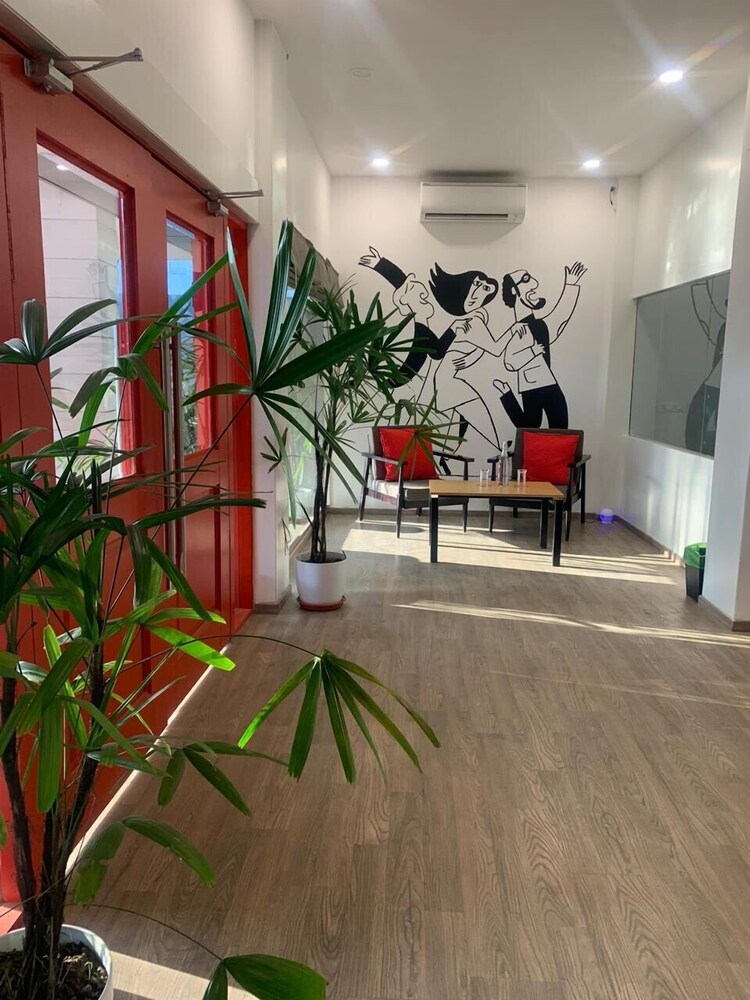 hotel satya townhouse