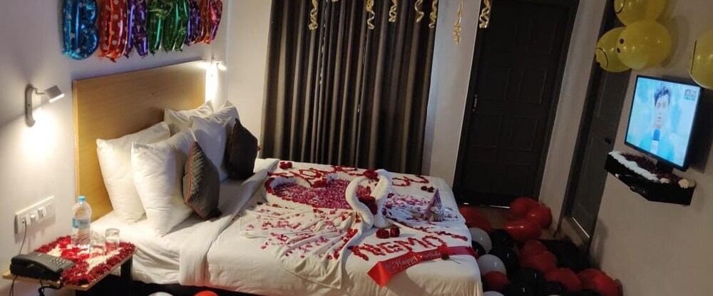 hotel satya townhouse