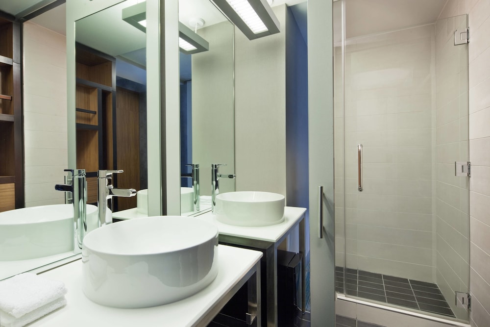 aloft manhattan downtown financial district