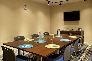 aloft manhattan downtown financial district