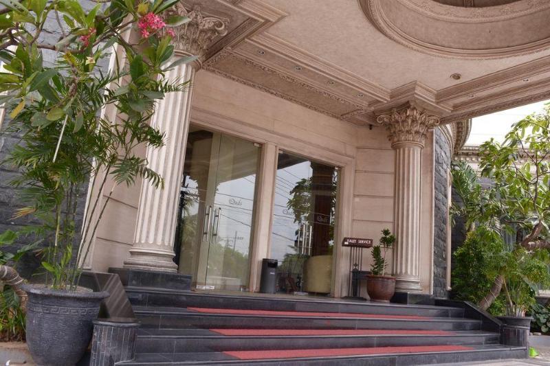 quds royal hotel surabaya