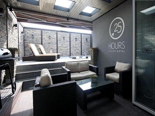 25 hours hotel 2
