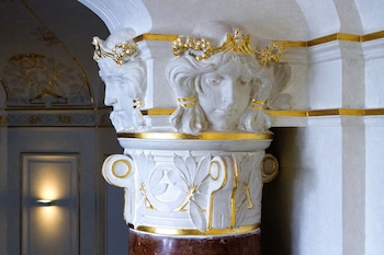 golden crown