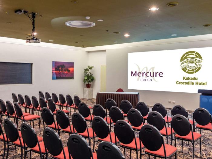 mercure kakadu crocodile hotel