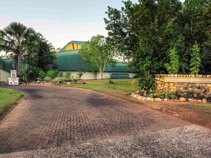 mercure kakadu crocodile hotel