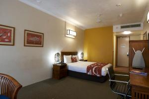 mercure kakadu crocodile hotel