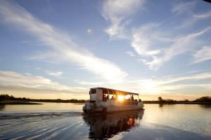 mercure kakadu crocodile hotel