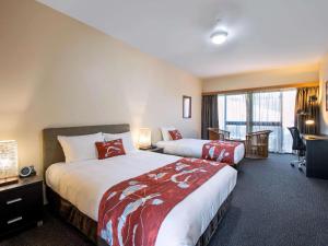 mercure kakadu crocodile hotel