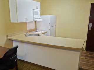 Extended Stay America - Jacksonville - Lenoir Avenue East,Duval County>>Duval,3 star