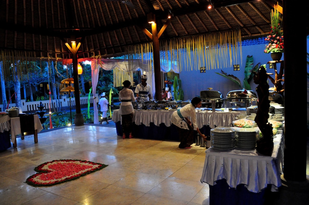 saren indah hotel