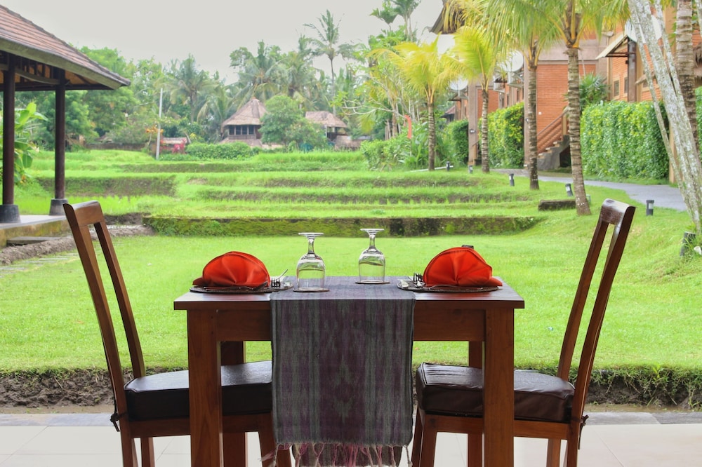 saren indah hotel