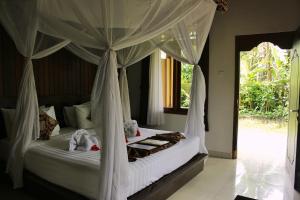 saren indah hotel