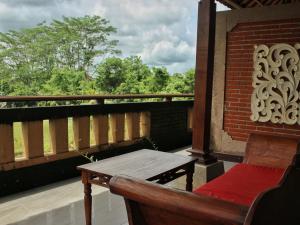 saren indah hotel