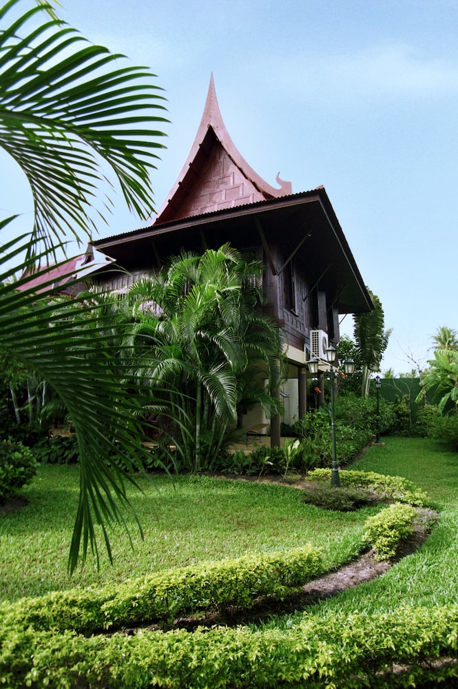 ban keaw villas