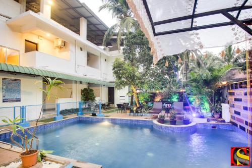 candolim sands