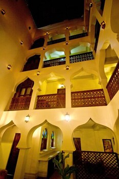 asmini palace hotel