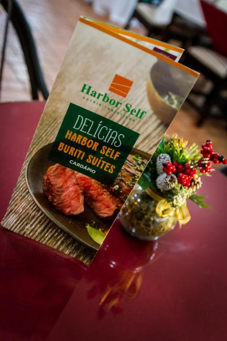 harbor self buriti suites hotel