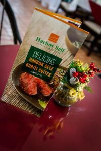 harbor self buriti suites hotel