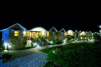 the corbet manral resort and spa