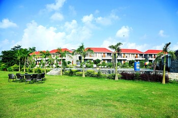 the corbet manral resort and spa