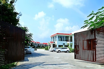 the corbet manral resort and spa