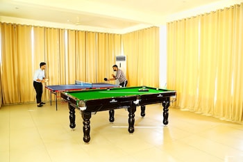 the corbet manral resort and spa