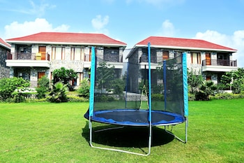 the corbet manral resort and spa