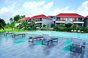 the corbet manral resort and spa