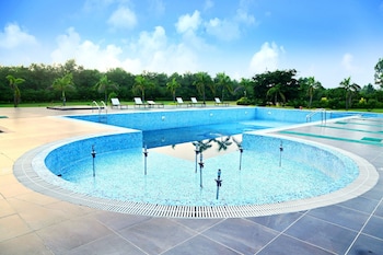 the corbet manral resort and spa