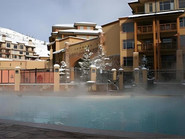 sundial lodge park city canyons village