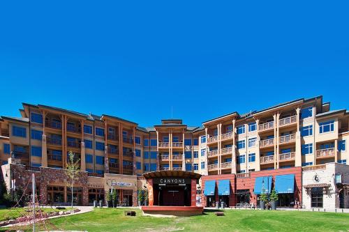 sundial lodge park city canyons village