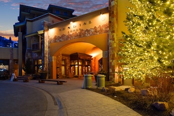 sundial lodge park city canyons village